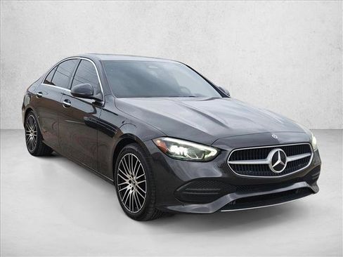 Used 2022 Mercedes-Benz C 300 Sedan image 3