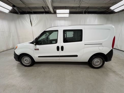 Used 2019 RAM ProMaster City Tradesman image 9
