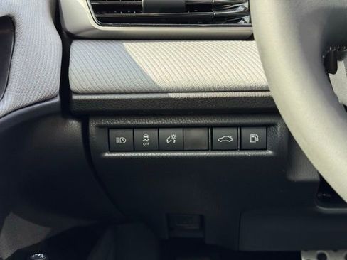Certified 2025 Toyota Camry SE AWD/4WD image 33