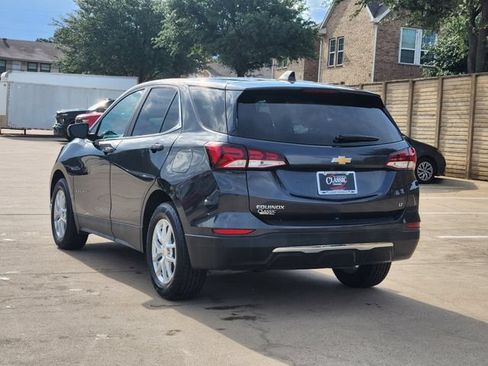 Used 2022 Chevrolet Equinox LT FWD image 3