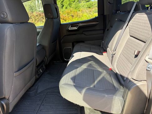 Used 2022 GMC Sierra 1500 Elevation w/ LPO, Elevation Black Package AWD/4WD image 46