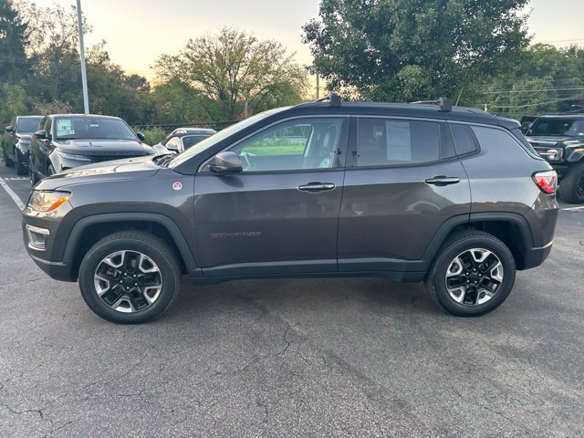 Used 2018 Jeep Compass Trailhawk w/ Navigation Group AWD/4WD image 2