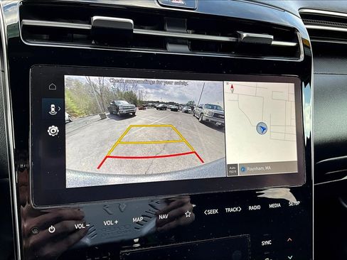 Used 2024 Hyundai Santa Cruz SEL w/ Activity Package image 10