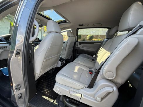 Used 2018 Honda Odyssey EX-L image 20