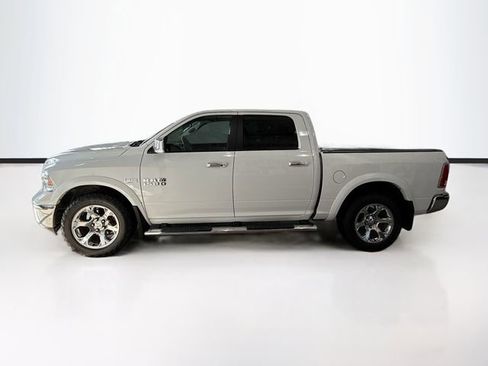 Used 2015 RAM 1500 Laramie w/ Convenience Group image 9