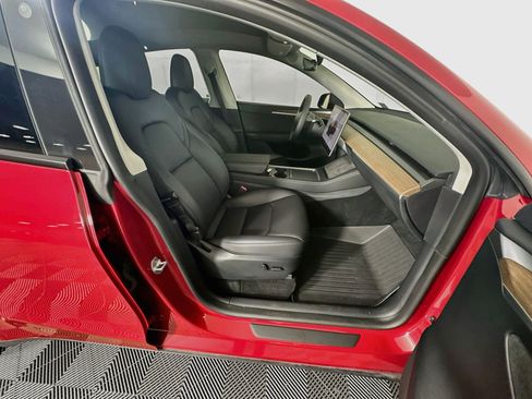 Used 2023 Tesla Model Y Performance AWD/4WD image 29