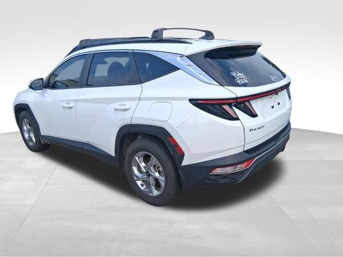 Used 2023 Hyundai Tucson SEL FWD image 2