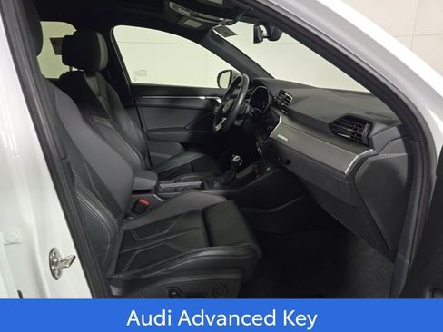 Used 2023 Audi Q3 2.0T Premium Plus w/ Premium Plus Package image 9