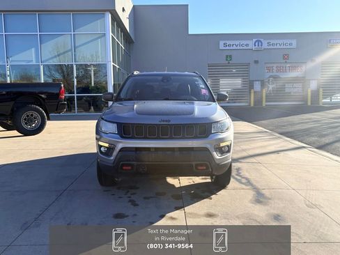 Used 2021 Jeep Compass Trailhawk image 3
