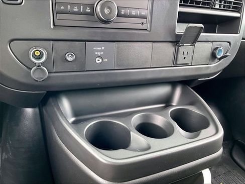 New 2026 Chevrolet Express 3500 Extended RWD image 15