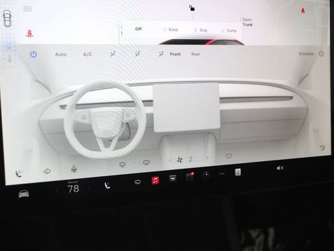 Used 2024 Tesla Model 3 Standard Range image 32