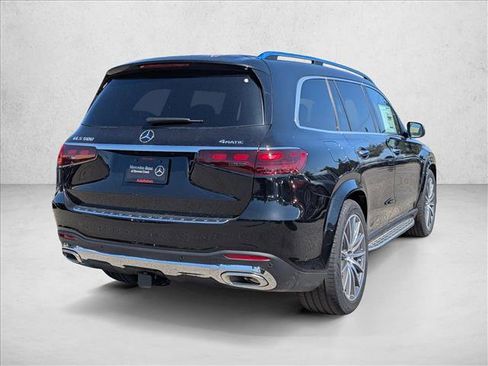 New 2026 Mercedes-Benz GLS 580 4MATIC image 2