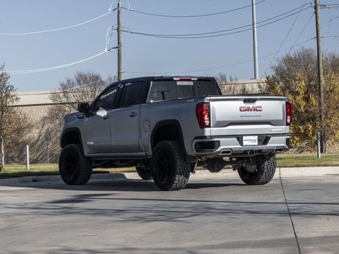 Used 2025 GMC Sierra 1500 Elevation image 40