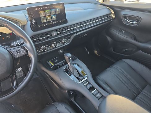 Used 2023 Honda HR-V EX-L image 24