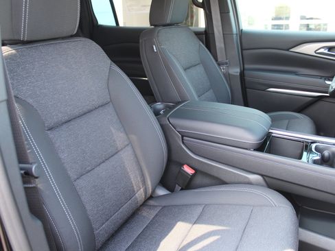 New 2027 Chevrolet Traverse LT w/ Midnight/Sport Edition AWD/4WD image 15