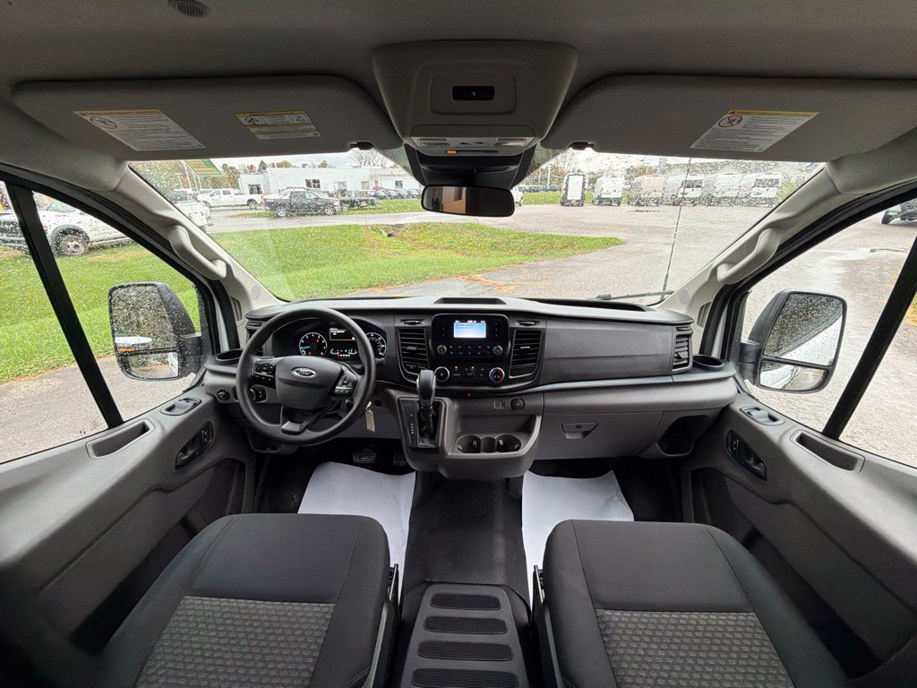Used 2025 Ford Transit 250 Low Roof w/ Exterior Upgrade Package RWD image 32