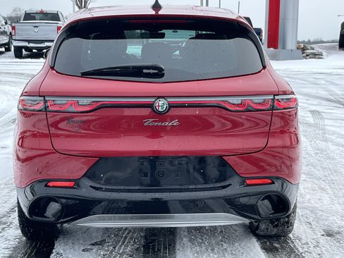 Used 2024 Alfa Romeo Tonale Ti image 4