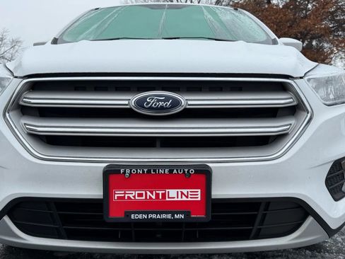 Used 2019 Ford Escape SE image 15