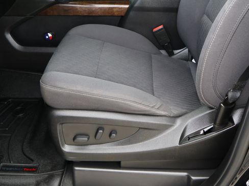 Used 2019 Chevrolet Tahoe LS image 15