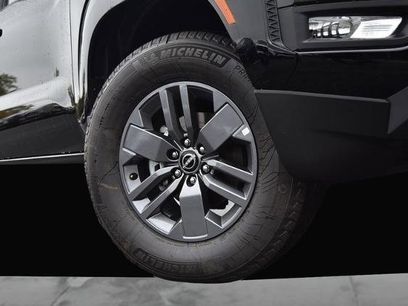 New 2026 Nissan Frontier SV