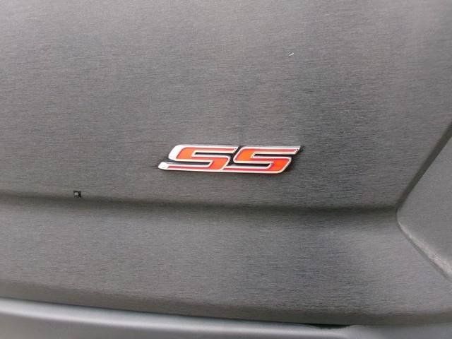 Used 2019 Chevrolet Camaro SS RWD image 33