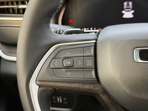 New 2025 Jeep Grand Cherokee L Limited AWD/4WD image 20