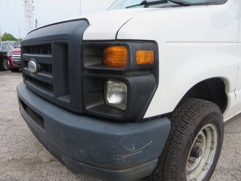 Used 2014 Ford E-150 and Econoline 150 RWD image 41