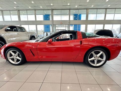 Used 2013 Chevrolet Corvette Coupe w/ Roof Package RWD image 35
