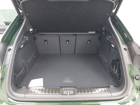 New 2026 Porsche Macan 4 Electric image 14