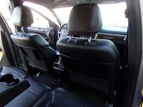 Used 2014 Mercedes-Benz ML 350 4MATIC image 24