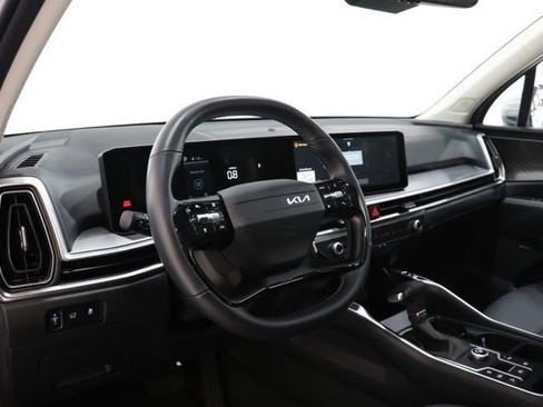 Used 2026 Kia Sorento EX FWD image 15
