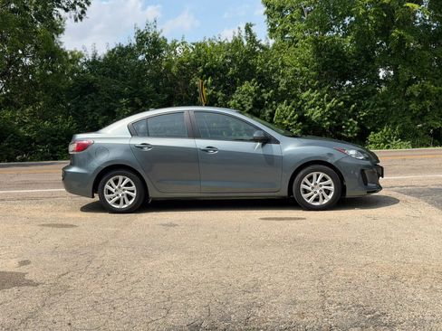 Used 2012 MAZDA MAZDA3 i Grand Touring w/ Tech Pkg FWD image 4