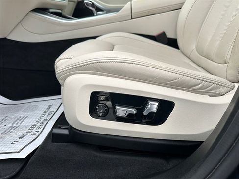 Used 2022 BMW X5 xDrive40i w/ Luxury Seating Package image 20