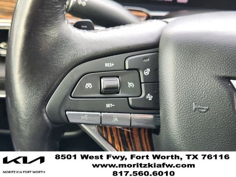 Used 2021 Cadillac Escalade Premium Luxury RWD image 29
