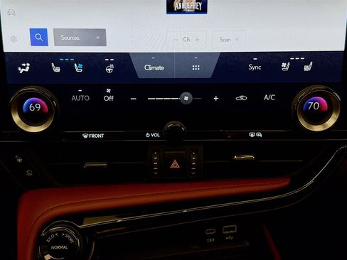 Used 2025 Lexus NX 350h AWD w/ Accessory Package (2T) image 18