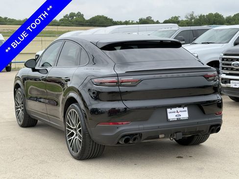 Used 2020 Porsche Cayenne image 6