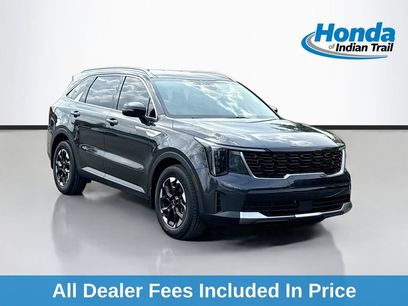 Used 2025 Kia Sorento S w/ Panoramic Sunroof Package