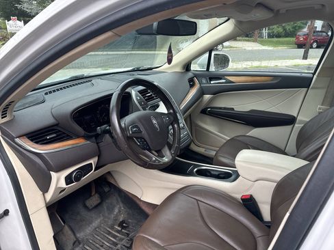 Used 2015 Lincoln MKC AWD w/ Equipment Group 102A Reserve image 5