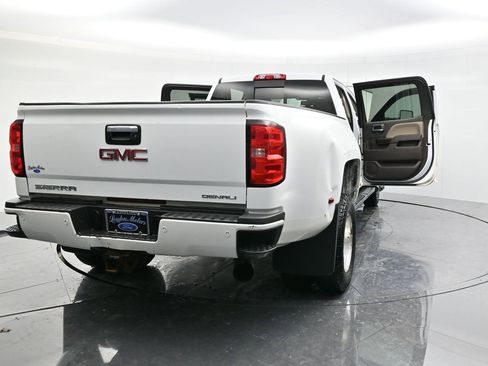 Used 2016 GMC Sierra 3500 Denali w/ Duramax Plus Package image 59