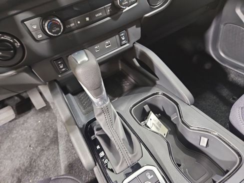 New 2026 Nissan Frontier SV image 23