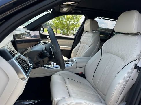 Used 2025 BMW X5 M60i w/ Executive Package AWD/4WD image 14