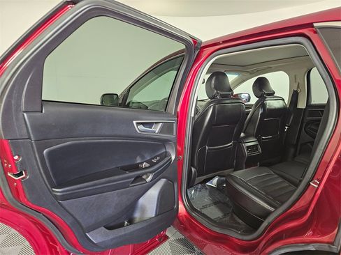Used 2016 Ford Edge SEL w/ Equipment Group 201A image 19
