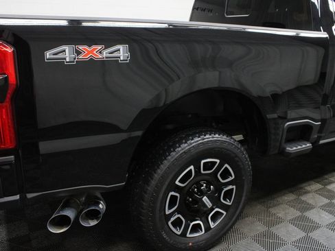 Used 2025 Ford F350 Platinum AWD/4WD image 47