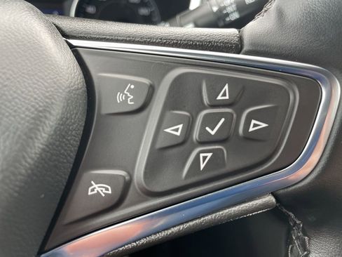 Used 2024 Chevrolet Equinox LT image 15