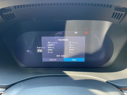 Certified 2026 Volvo XC60 B5 Plus w/ Climate Package AWD/4WD image 18