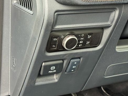 New 2025 Ford F150 Lightning Lariat image 29