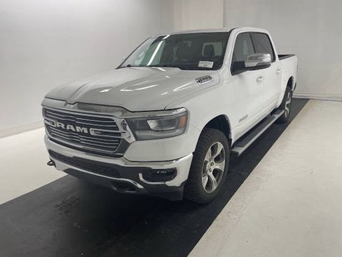 Used 2023 RAM 1500 Laramie AWD/4WD image 3
