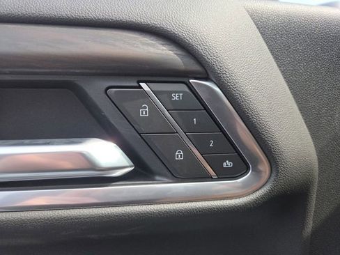 New 2025 GMC Sierra 2500 SLT w/ SLT Premium Package image 13