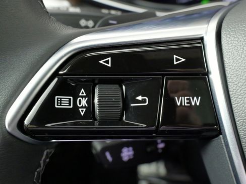 Used 2025 Audi A6 2.0T Premium image 45