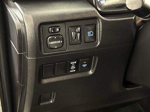 Used 2024 Toyota 4Runner SR5 image 12